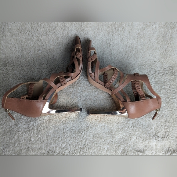 BCBGMAXAZRIA Women's DORIE Dress Sandal size 10 US Tan color - Picture 12 of 15